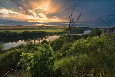 Bahar, yatay, yeşil tepeler