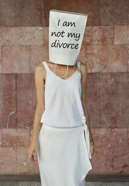 Conséquences psychologiques du divorce. Frustration, Honte, Dépression, Se sentir coupable, Juger Concept — Photo