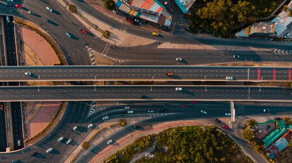 Otoyol üst görünümü, karayolu trafiği Tayland 'da önemli bir altyapı
