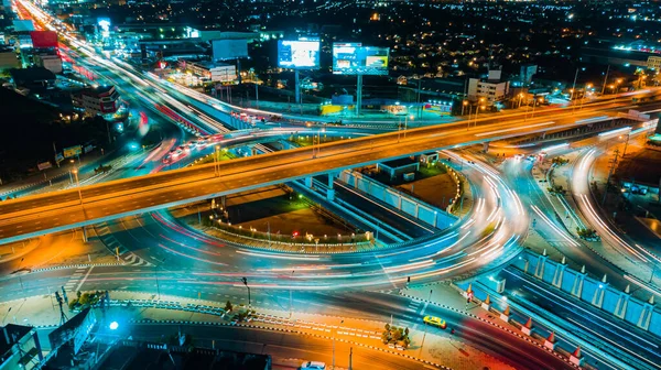 Otoyol üst görünümü, karayolu trafiği Tayland 'da önemli bir altyapı