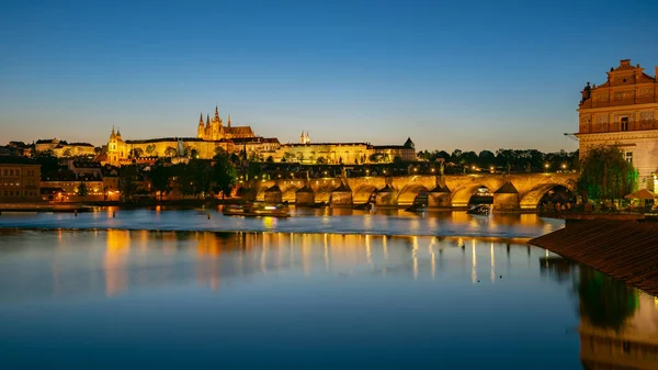 Panoramatický Pohled Katedrály Svatého Víta Pražské Panorama Města Noci Praze — Stock fotografie