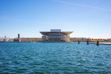 Kopenhag, Denamrk - 1 Mayıs 2017: Kopenhag şehir, Danimarka'nın Kopenhag Opera Binası landmark.