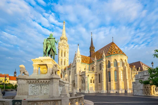 Nascer Sol Igreja Matthias Cidade Budapeste Hungria — Fotografia de Stock