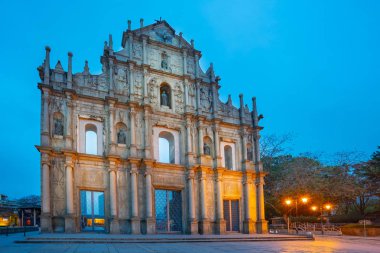 Kalıntıları St. Paul's gece Macao, China.