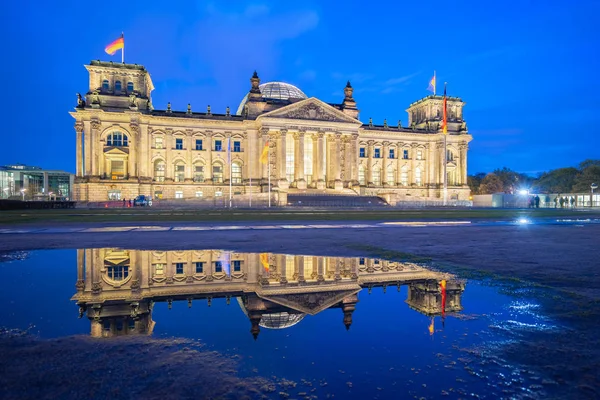 Deutscher Bundestag Por Noche Ciudad Berlín Alemania —  Fotos de Stock