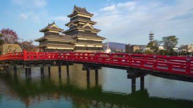 Gün gece timelapse Matsumoto Kalesi: Nagano, Japan bulunan meşhur mekanlar için