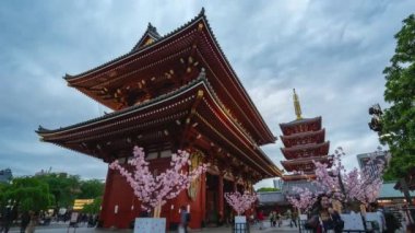 Timelapse gün video of Sensoji Tapınağı için gece zaman atlamalı Tokyo city, Japonya