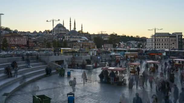 Skyline Van Istanbul Turkije Timelapse Rustem Pasha Moskee Dag Nacht — Stockvideo