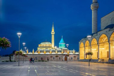 Mevlana Müzesi gece Konya, Türkiye'de bulunan meşhur mekanlar.