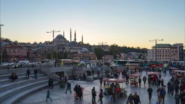 Istanbul Turkiet Oktober 2018 Istanbul Tidsfördröjning Skara Människor Gatan Nära — Stockvideo