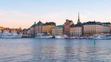 Stockholm şehir manzarası gün gece zaman atlamalı Stokholm şehir, İsveç