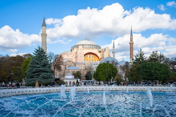 Ayasofya landmark, Istanbul, Türkiye.