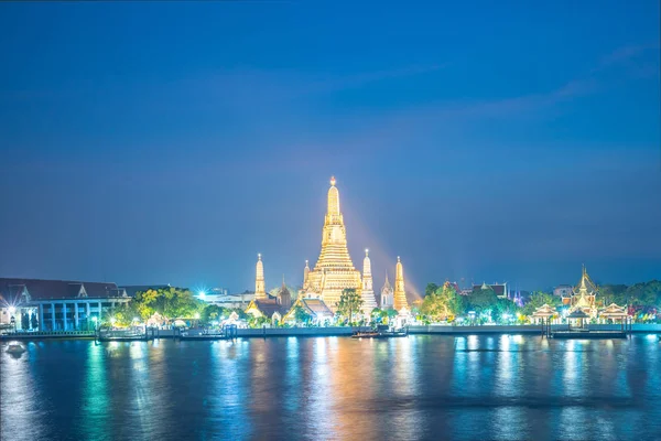 Świątynia Wat phra kaew w nocy landmark w Bangkok, Tajlandia — Zdjęcie stockowe