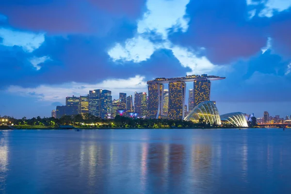 Singapur şehir manzarası görünümünde Marina Barrage dan Singapur CIT — Stok fotoğraf