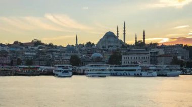 İstanbul'da Boğaz ve Marmara Denizi ile İstanbul şehir silueti, İstanbul'da gece gündüz
