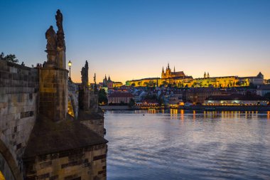 Çek Cumhuriyeti Prag Skyline gün batımı görünümü