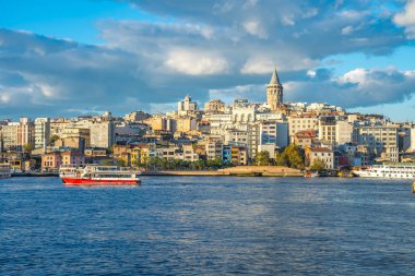 İstanbul, İstanbul, Türkiye 'de Galata Kulesi ile siluet