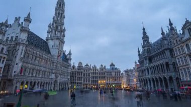 Brüksel Belediyesi ile Büyük Yer, Belçika 'nın başkenti Brüksel' de.