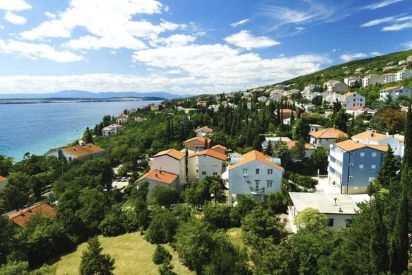 オパティヤは町と伝統的なお気に入りリゾート クロアチアの海岸 800 人の住民 上で最大 キロ南東リエカの — ストック写真