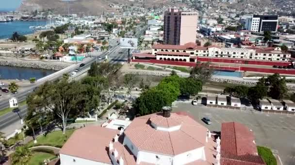 Aerial Shot Hotel Riviera Del Pacfico Ensenada Baja California — Stockvideo