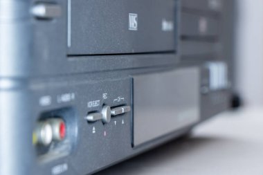 Vhs oynatıcısının ön yüzü