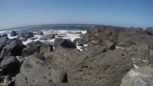 Hyperlapse Waves Crashing Baja California Rocky Shore — Stock Video