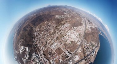 Ensenada 'nın panoramik süper geniş açılı görüntüsü hava aracından alındı