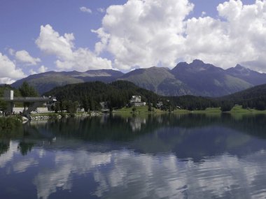 Panoramik Saintz Moritz Gölü