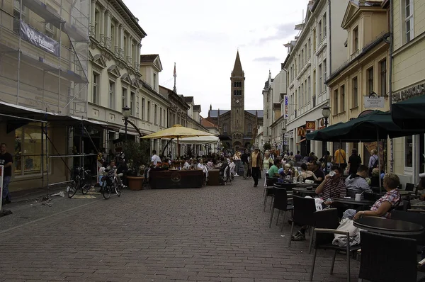 14 Haziran 2009-berlin-Almanya-görünümlerini Potsdam küçük kasaba Berlin sokaklarında
