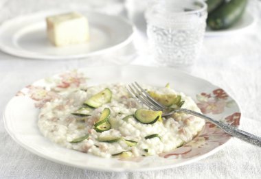 kabak, pancetta ve taleggio risotto peynir, İtalya