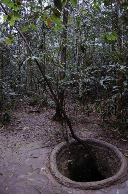 Cu Chi tünelleri tünelleri, saigon şehir dışında bulunan bir büyük undreground netword vardır