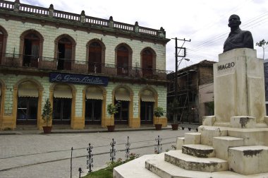 Havana'daki Antonio Maceo Anıtı
