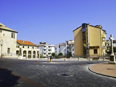 Pietra ligure kilise ile Piazza