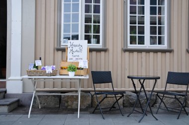 İzlanda'nın başkenti Reykjavik'te günlük yaşam sahneleri