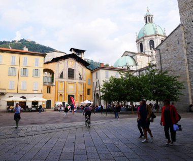 Como 'daki 