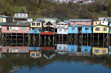 29 Eylül 2009 - Şili - Şili Evleri Şili 'nin Chilo yarımadasında yer alan Castro şehrinde yer almaktadır.