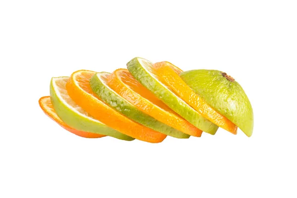 Verschiedene Scheiben Limette Und Madarine Zitrusfrüchte Isoliert Auf Weißem Hintergrund — Stockfoto