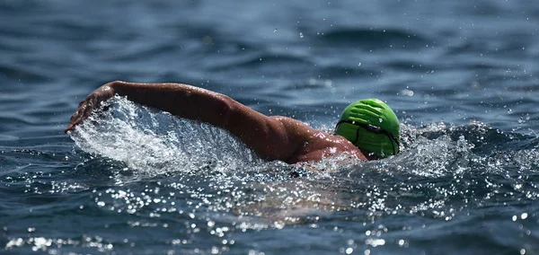Man Swimmer Swimming Crawl Blue Sea Training Triathlon — Stock Photo, Image
