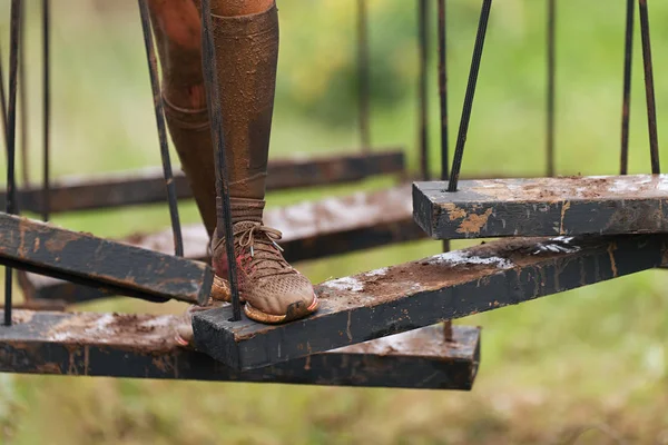 Mud Race Runners Extreme Obstacle Races — Stock Photo, Image