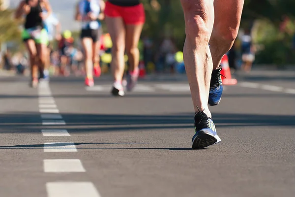 Marathonlauf Menschen Fuß Auf Stadtstraße — Stockfoto