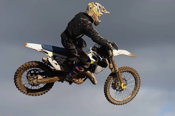 Motocross Bike Uma Corrida Representando Conceito Salto Altura — Fotografia de Stock