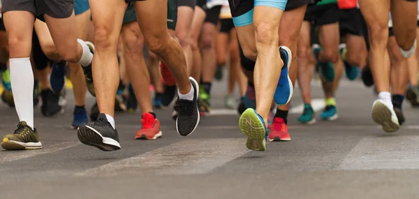 Maratonlöpare Som Körs City Road Stor Grupp Löpare — Stockfoto