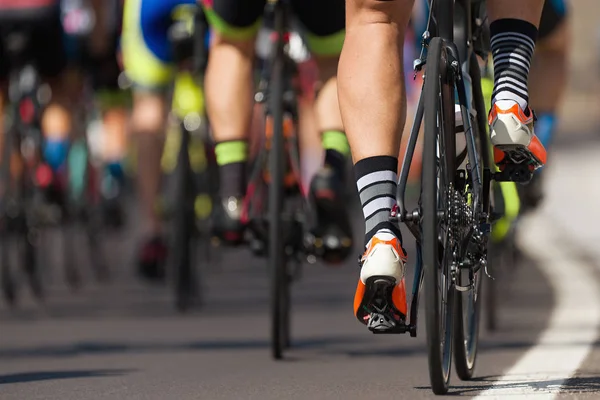 Ciclismo Competición Ciclista Atletas Montar Una Carrera Alta Velocidad Detalle — Foto de Stock