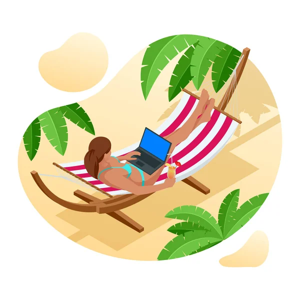Isometric young woman working on the beach with a laptop on a sunny day, feeling of relaxing. Freelance or Blogging concept. Work with pleasure. — Stock Vector
