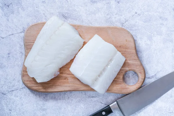 Row Cod Fillets Wooden Board Top View — Stock Photo, Image