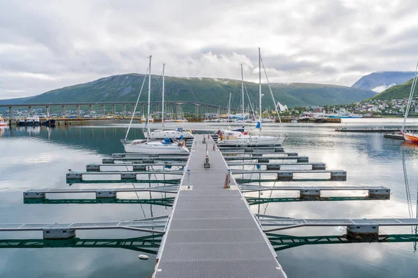 Tromso Norvège Août 2018 Vue Jetée Des Bateaux Dans Port — Photo