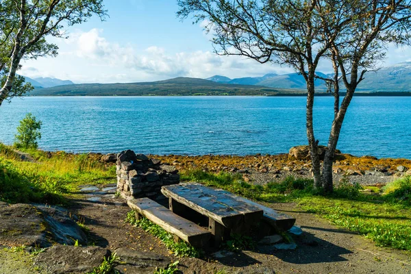 Pohled Fjord Tromso Ostrově Tromsoya Norsko — Stock fotografie