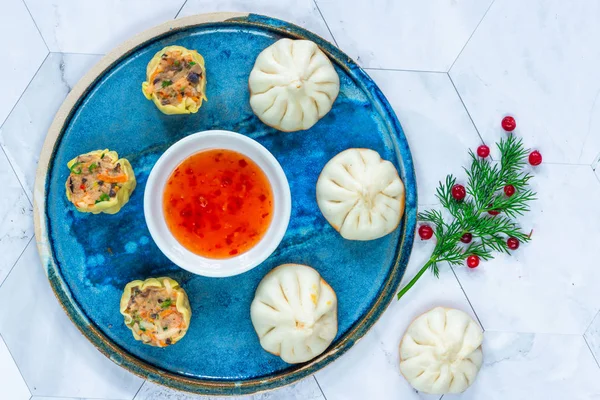 Selection Mini Chinese Dumplings Dim Sum Sweet Chili Dipping Sauce — Stock Photo, Image