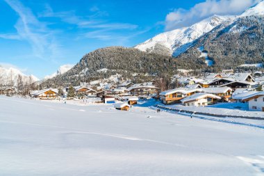 Seefeld, Avusturya - 12 Ocak 2019: Seefeld in Tirol Innsbruck yaklaşık 17 km bulunan Avusturya Bu kış spor binaları için bilinen en popüler turistik merkezlerinden biridir