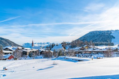 Seefeld, Avusturya - 12 Ocak 2019: Seefeld in Tirol Innsbruck yaklaşık 17 km bulunan Avusturya Bu kış spor binaları için bilinen en popüler turistik merkezlerinden biridir